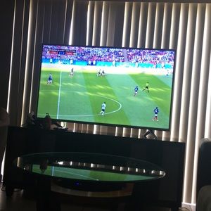 Meet your Posher, Victor